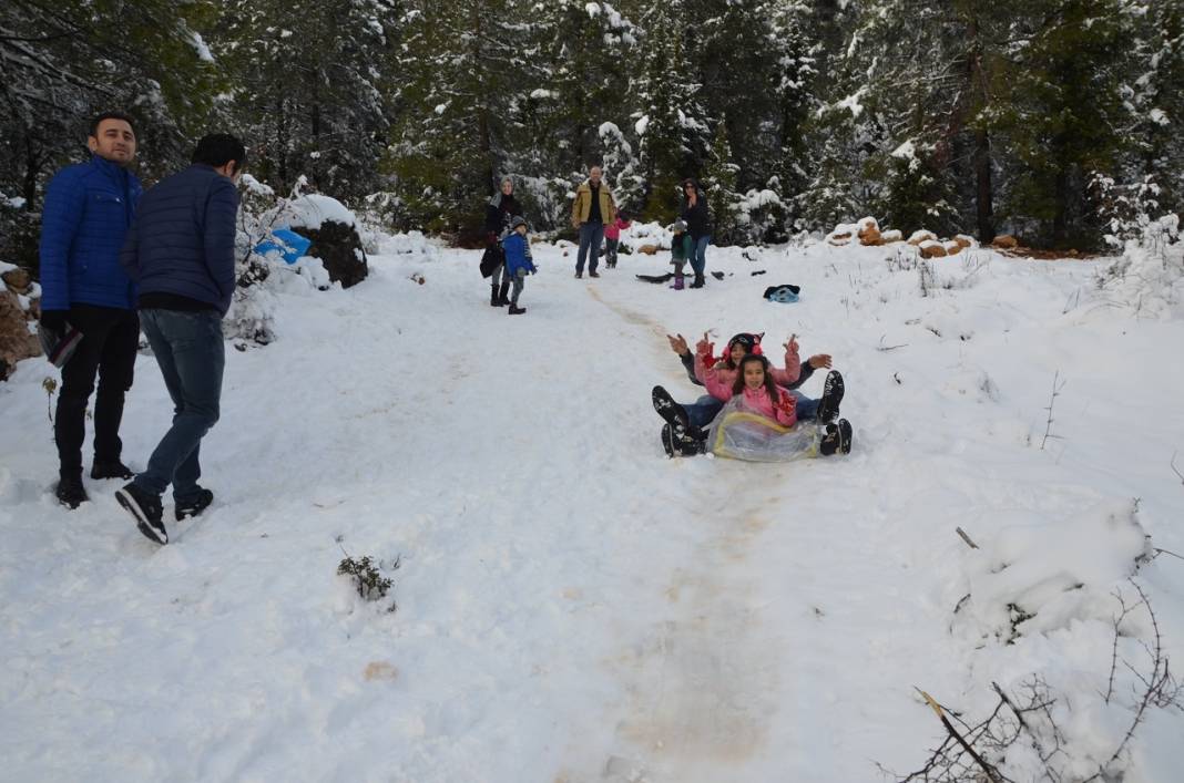 Burası Ocakta Uludağ değil, Nisanda Konya 13